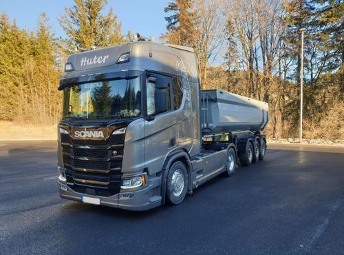Kippsattel-LKW
